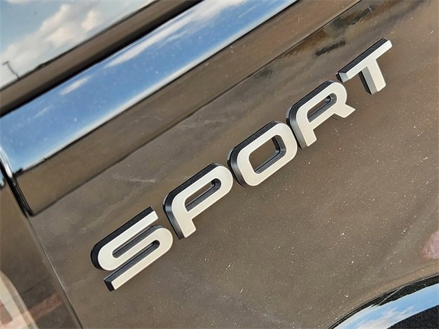 New 2025 Land Rover Discovery Sport S image 8