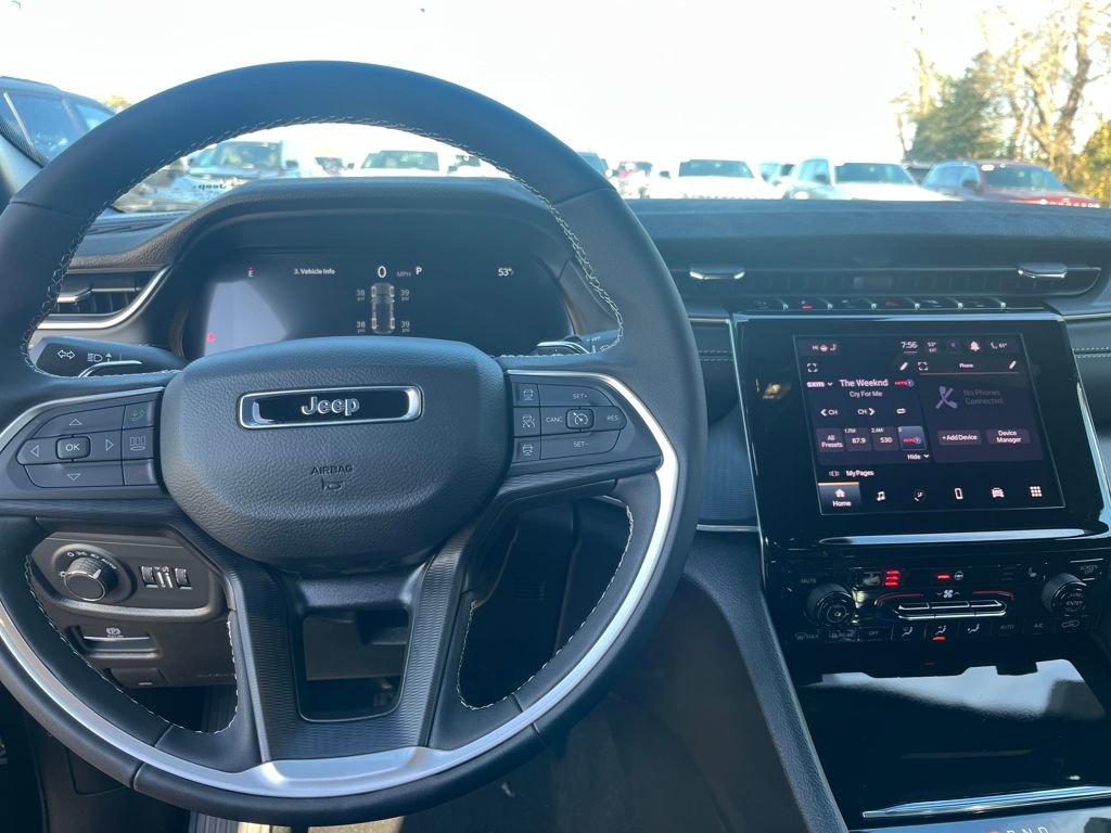 New 2025 Jeep Grand Cherokee Laredo image 25