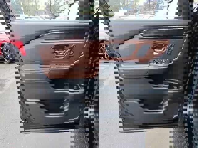 Certified 2025 Honda Pilot Elite image 18