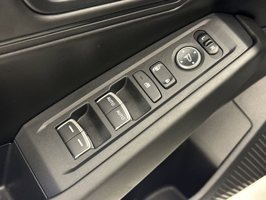 Used 2025 Honda Accord EX-L image 20