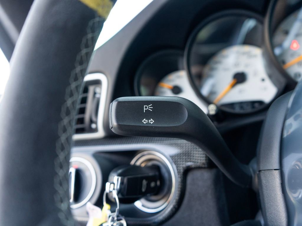 Used 2016 Porsche 911 GT3 RS image 18
