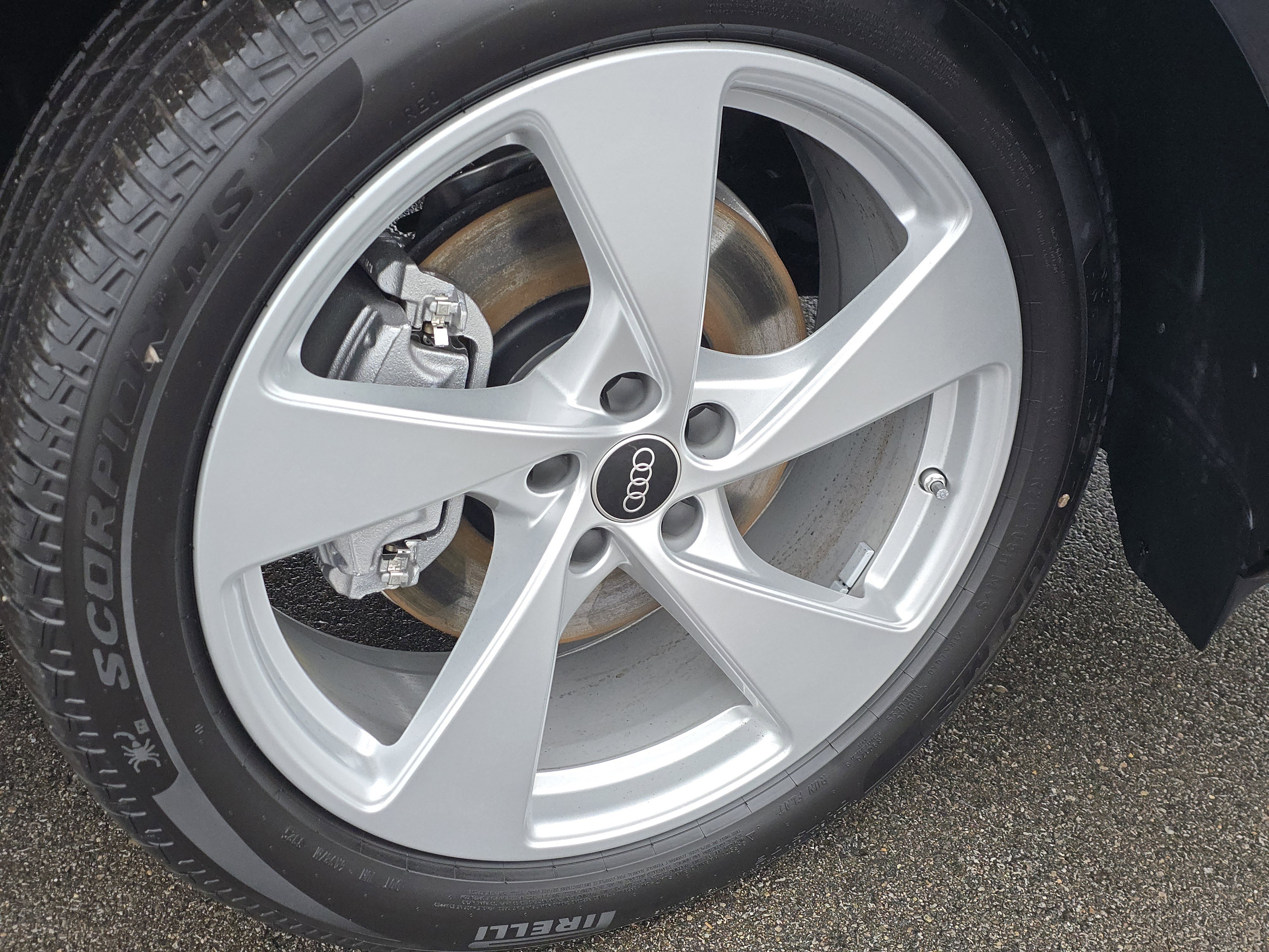 New 2025 Audi Q5 Premium Plus image 16