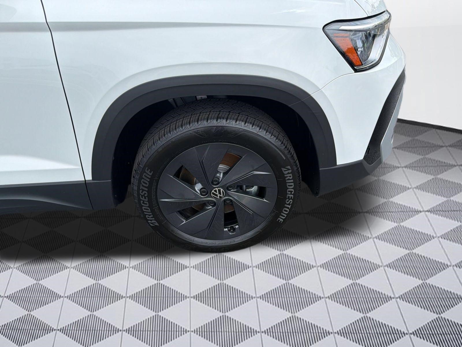 New 2026 Volkswagen Taos S FWD image 12