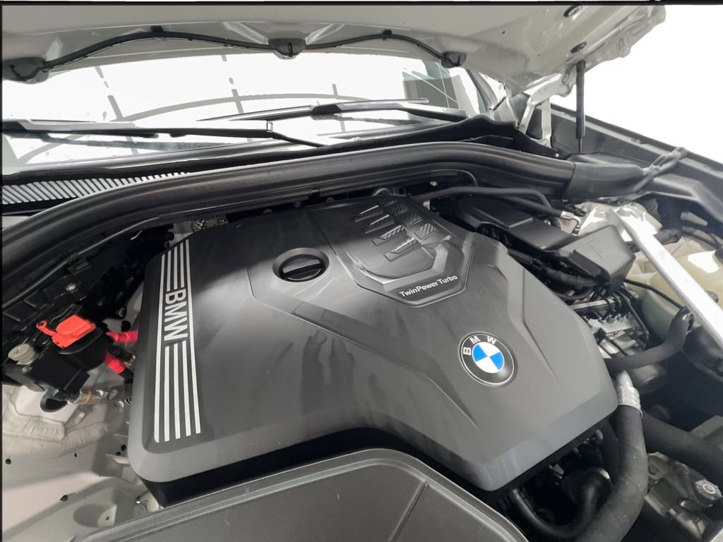 Used 2025 BMW X4 xDrive30i image 19