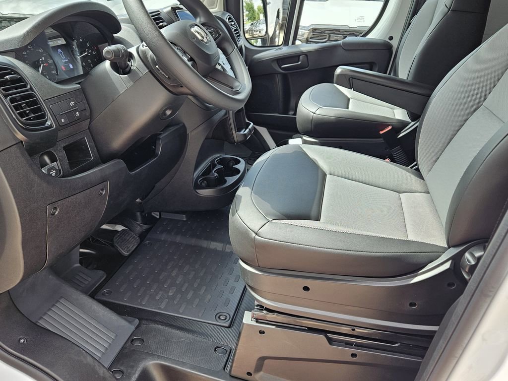 Used 2026 RAM ProMaster 2500 w/ Convenience Group FWD image 23