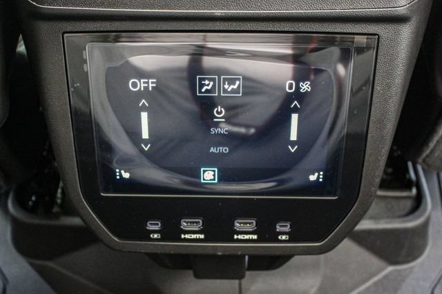New 2026 GMC Yukon XL Denali Ultimate AWD/4WD image 27