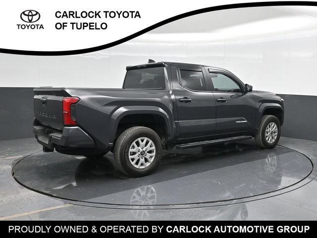 Used 2025 Toyota Tacoma SR5 RWD image 3