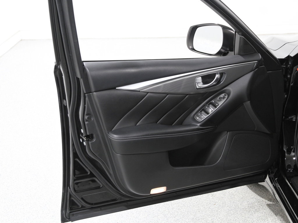 Used 2018 INFINITI Q50 Sport image 4