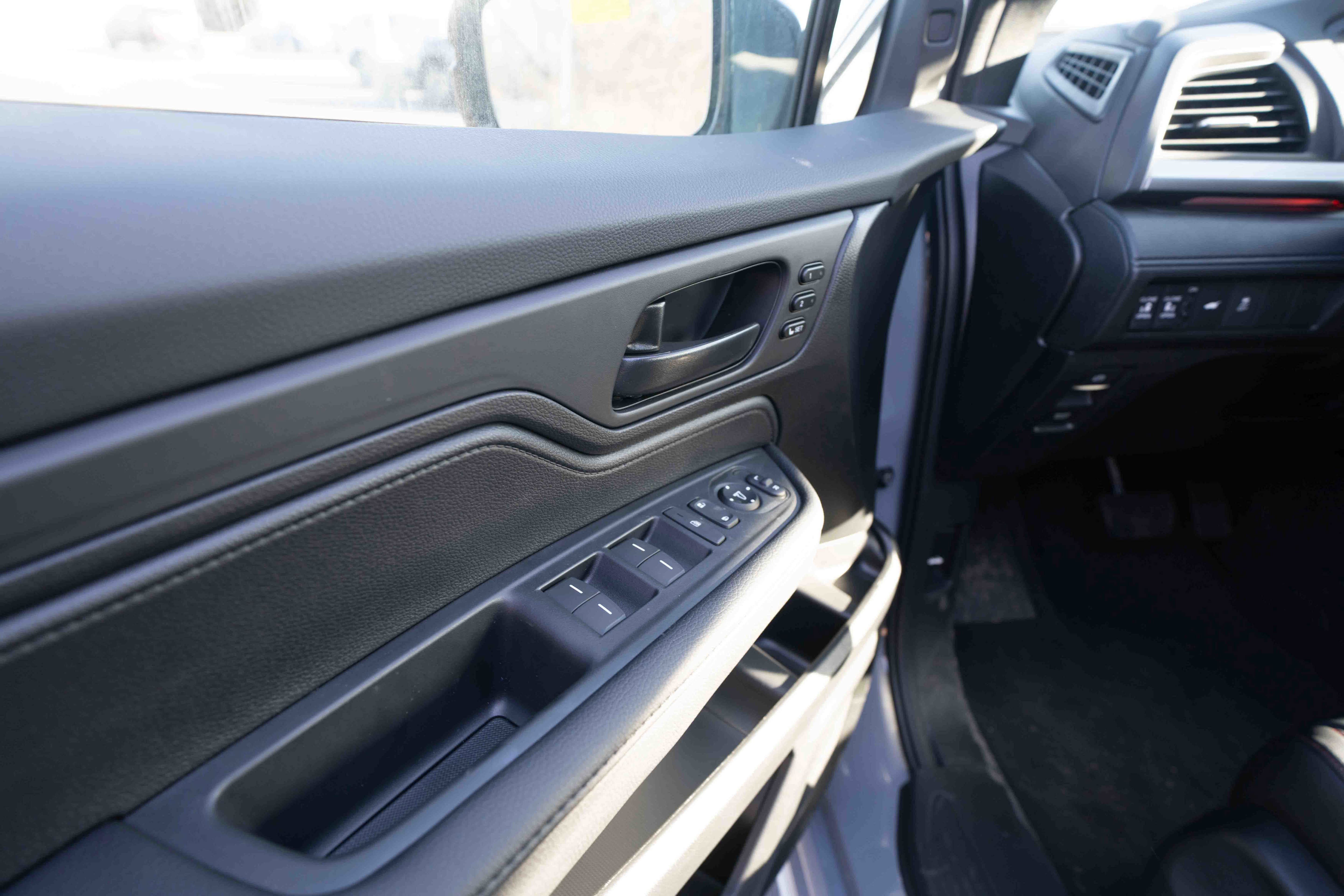 New 2026 Honda Odyssey Sport-L image 7