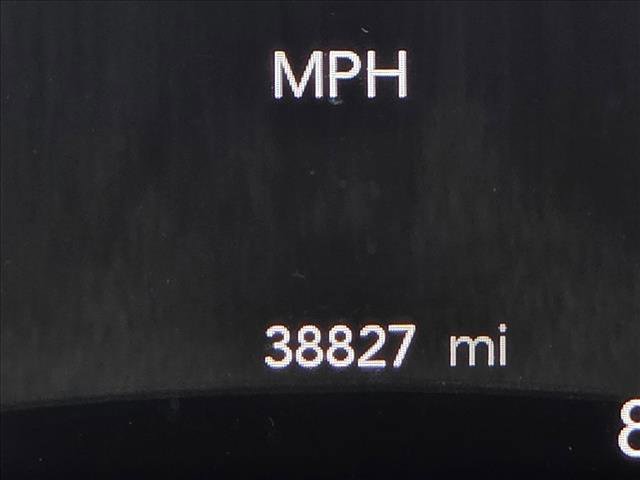 Used 2022 Chrysler Pacifica Touring-L w/ Uconnect Theater Family Group FWD image 16