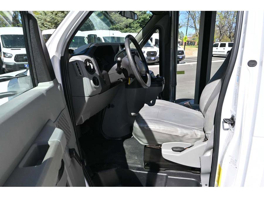 Used 2012 Ford E-350 and Econoline 350 Super Duty w/ Shuttle Bus Prep Pkg RWD image 13