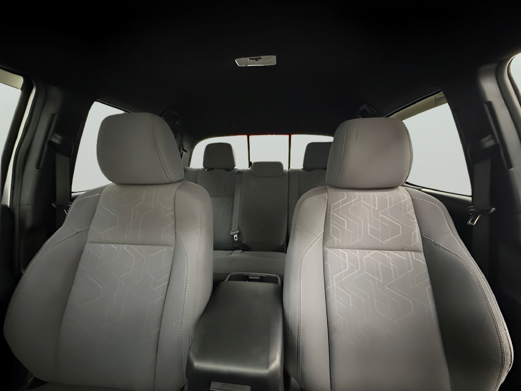 Used 2019 Toyota Tacoma TRD Sport w/ Technology Package AWD/4WD image 14