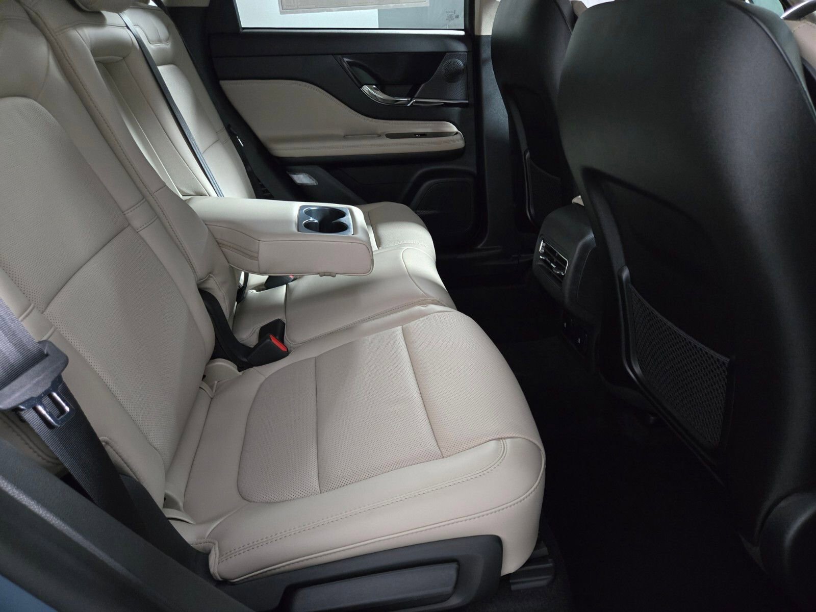 New 2026 Lincoln Corsair Reserve w/ Jet Appearance Package image 17