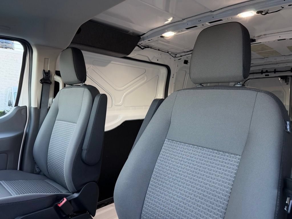 New 2026 Ford Transit 350 Low Roof RWD image 21