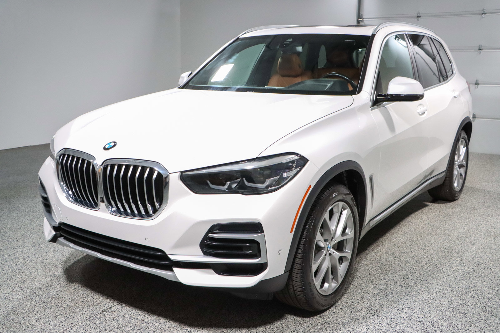 Used 2023 BMW X5 sDrive40i w/ Climate Comfort Package RWD image 32