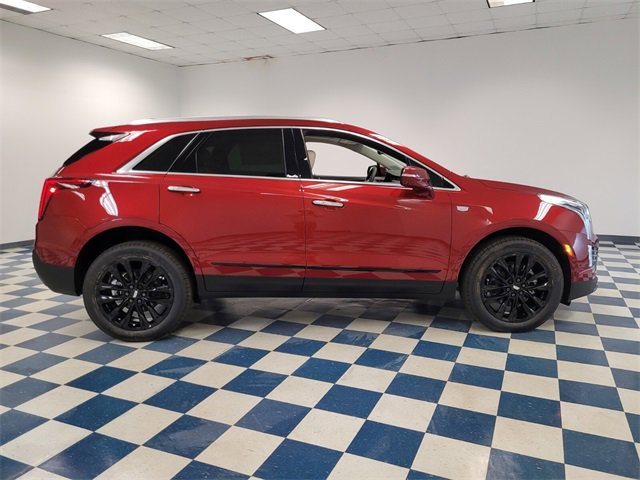 New 2026 Cadillac XT5 Premium Luxury w/ LPO, ONYX Package image 8