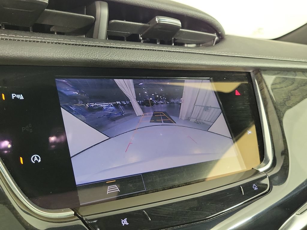 Certified 2024 Cadillac XT6 Premium Luxury w/ LPO, Floor Liner Package AWD/4WD image 29
