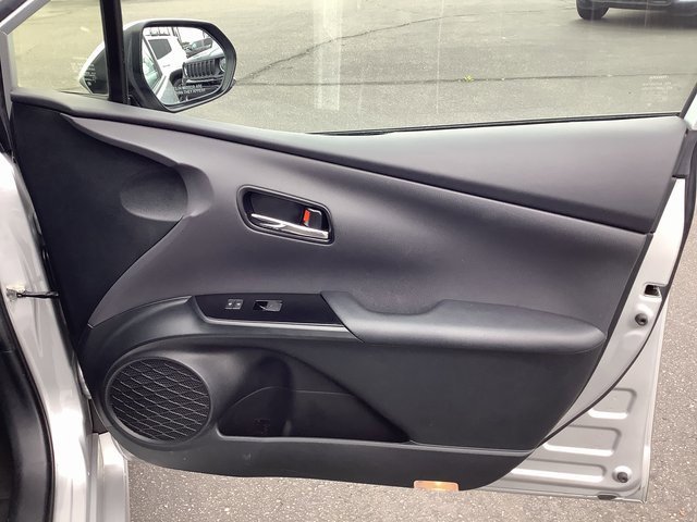 Used 2021 Toyota Prius Prime LE image 36