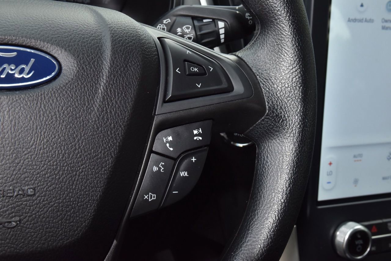 Certified 2023 Ford Edge SE w/ Black Appearance Package image 23