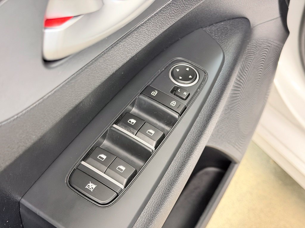 Used 2019 Kia Forte LXS FWD image 10