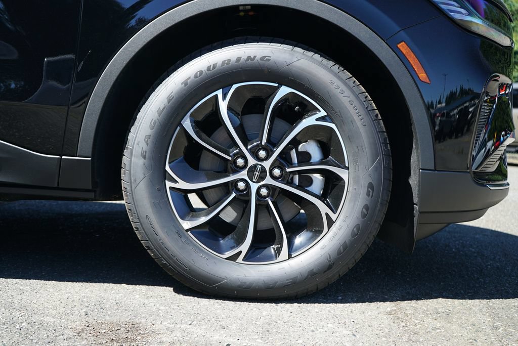 New 2026 Lincoln Nautilus Premier w/ Equipment Group 102A AWD/4WD image 31
