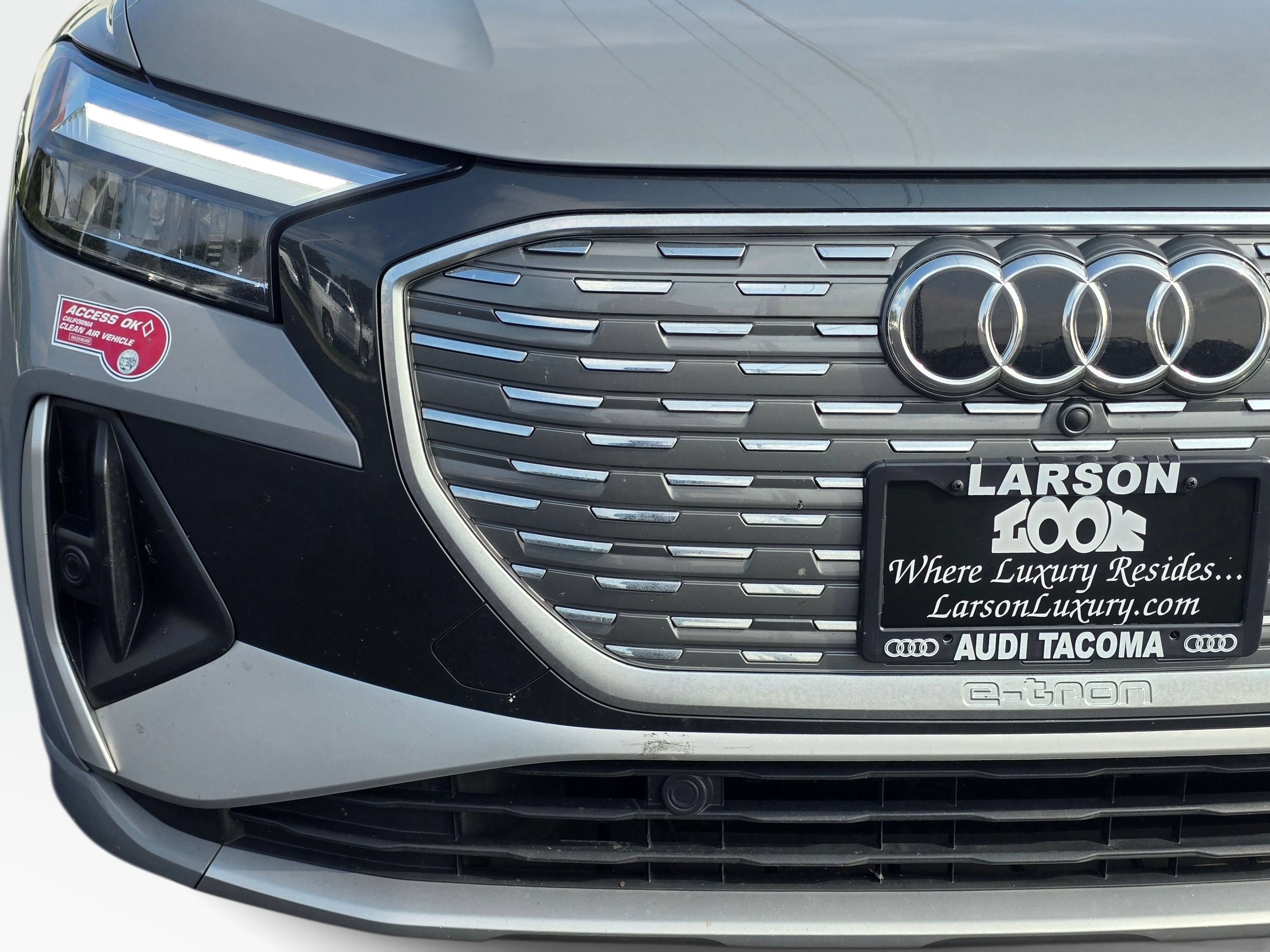 Used 2023 Audi Q4 e-tron Premium Plus w/ Premium Plus AWD/4WD image 30