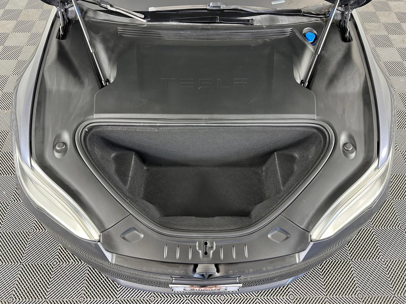 Used 2019 Tesla Model S 100D AWD/4WD image 23