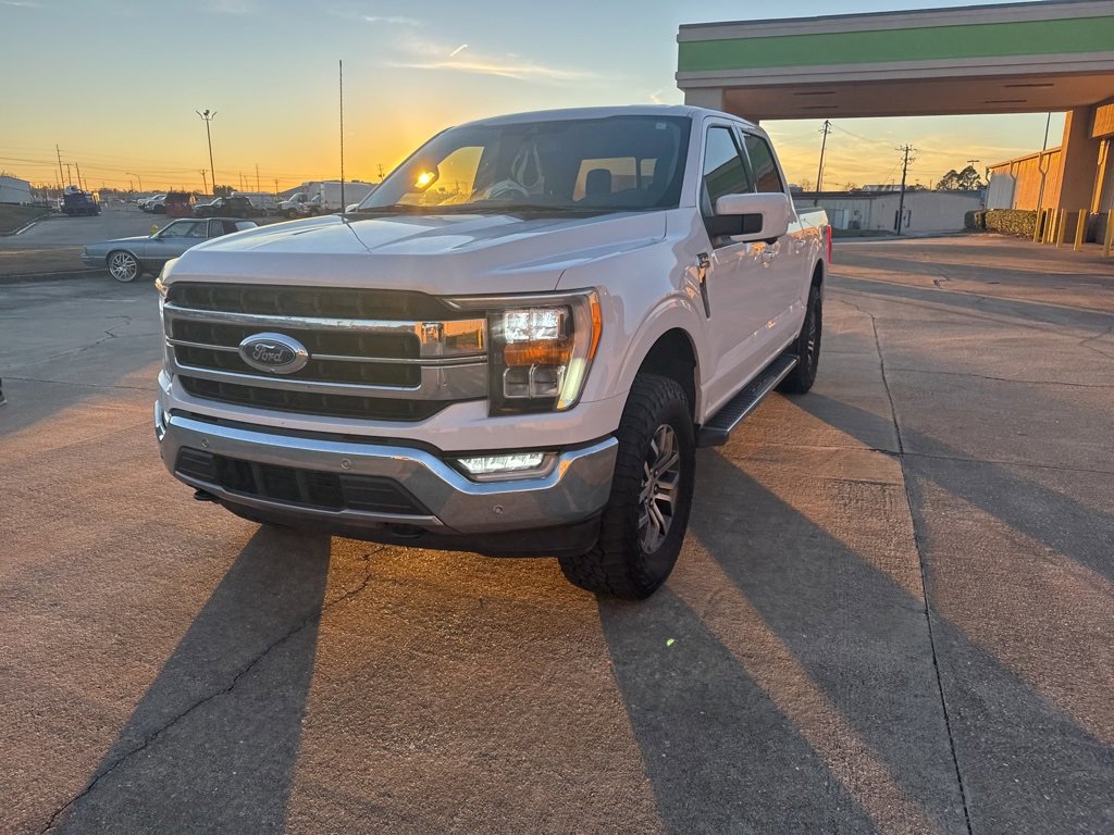 Used 2021 Ford F150 Lariat w/ Tow Technology Package image 4