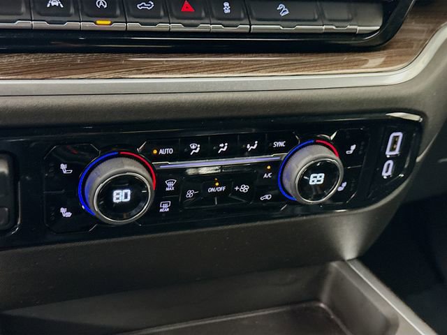 Used 2025 Chevrolet Silverado 1500 RST AWD/4WD image 18