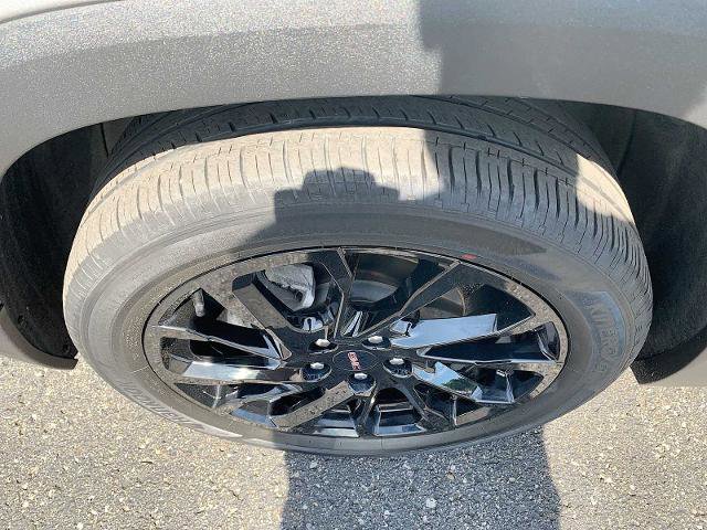 Certified 2023 GMC Terrain SLE w/ Driver Convenience Package AWD/4WD image 32