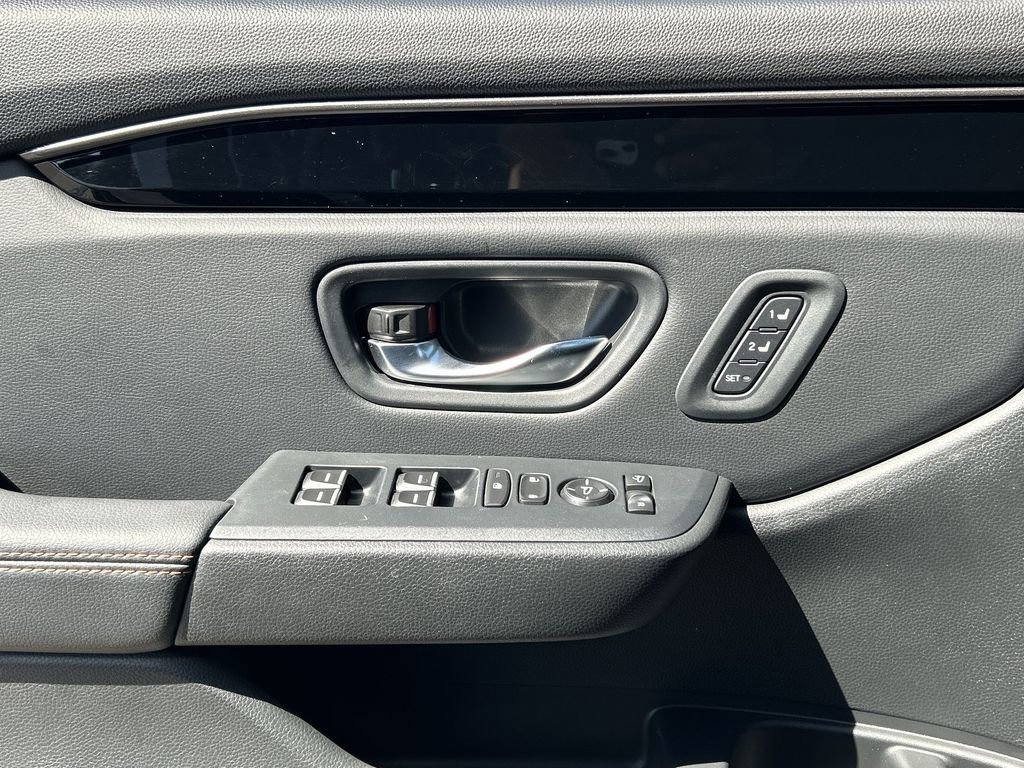 Used 2024 Honda Pilot TrailSport image 24