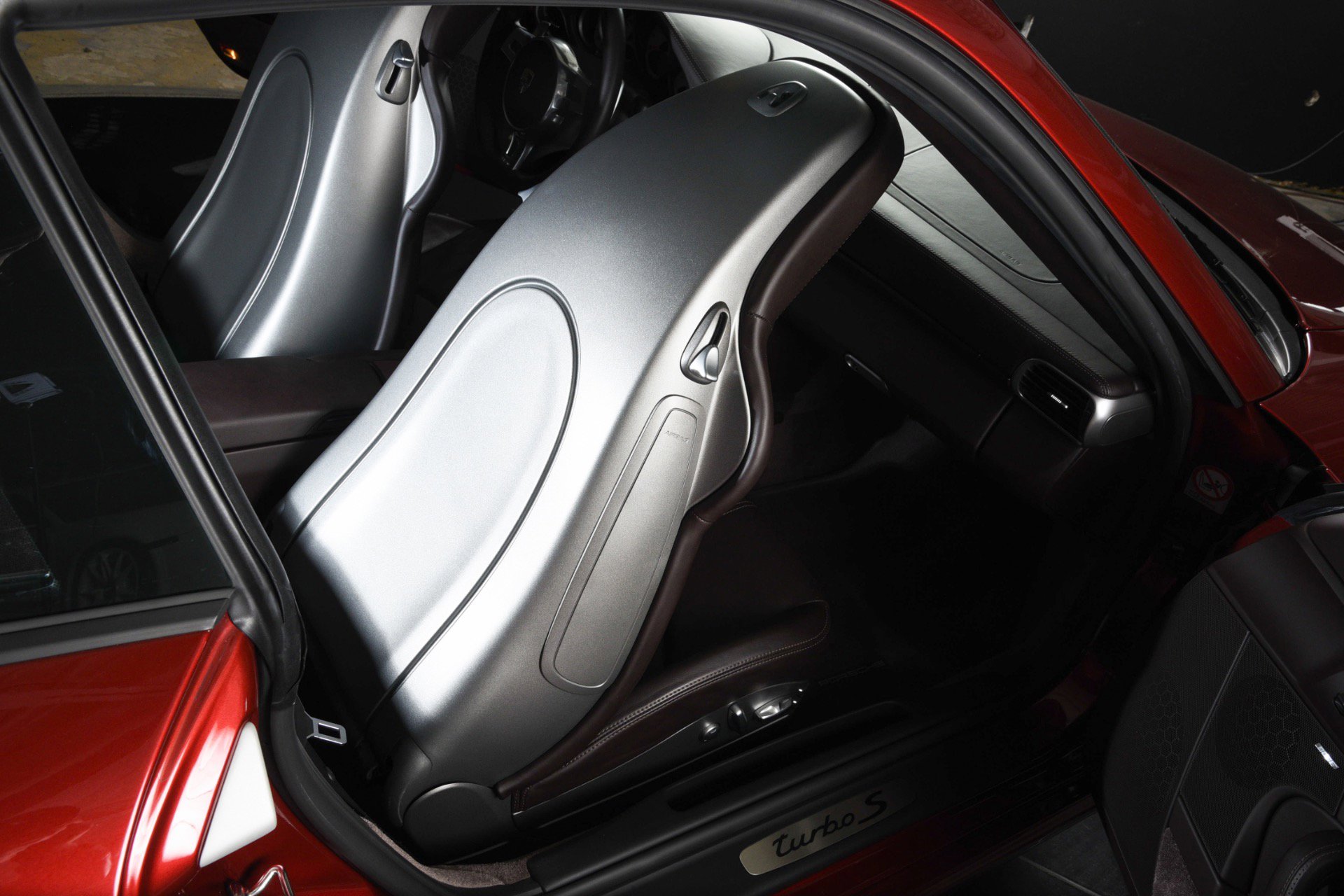 Used 2011 Porsche 911 Turbo S AWD/4WD image 27