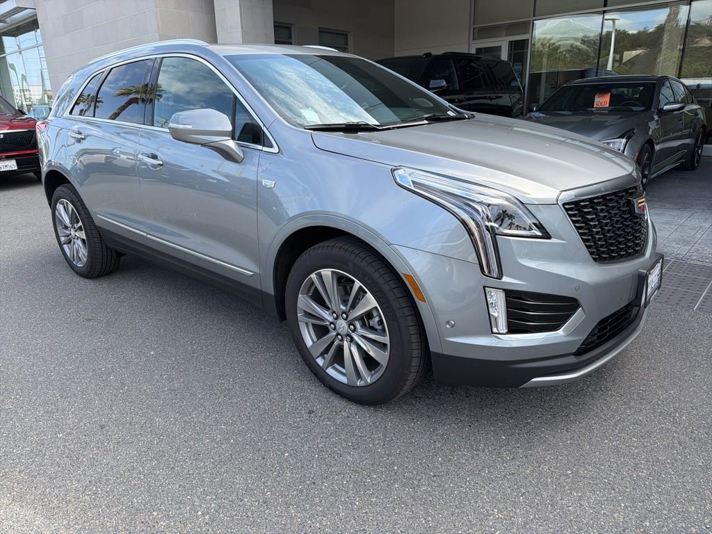 Used 2026 Cadillac XT5 Premium Luxury w/ Driver Assist Package AWD/4WD image 9