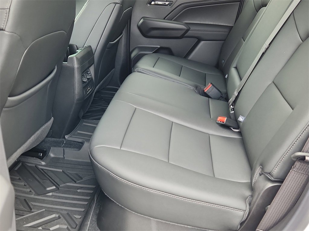 New 2025 GMC Canyon Elevation w/ Convenience Package image 8