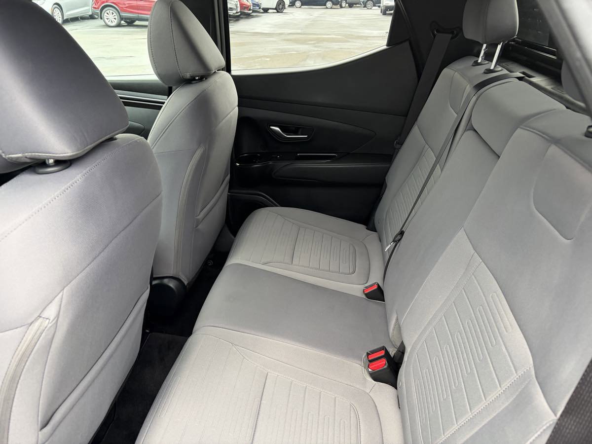 Used 2023 Hyundai Santa Cruz SEL Premium AWD/4WD image 23