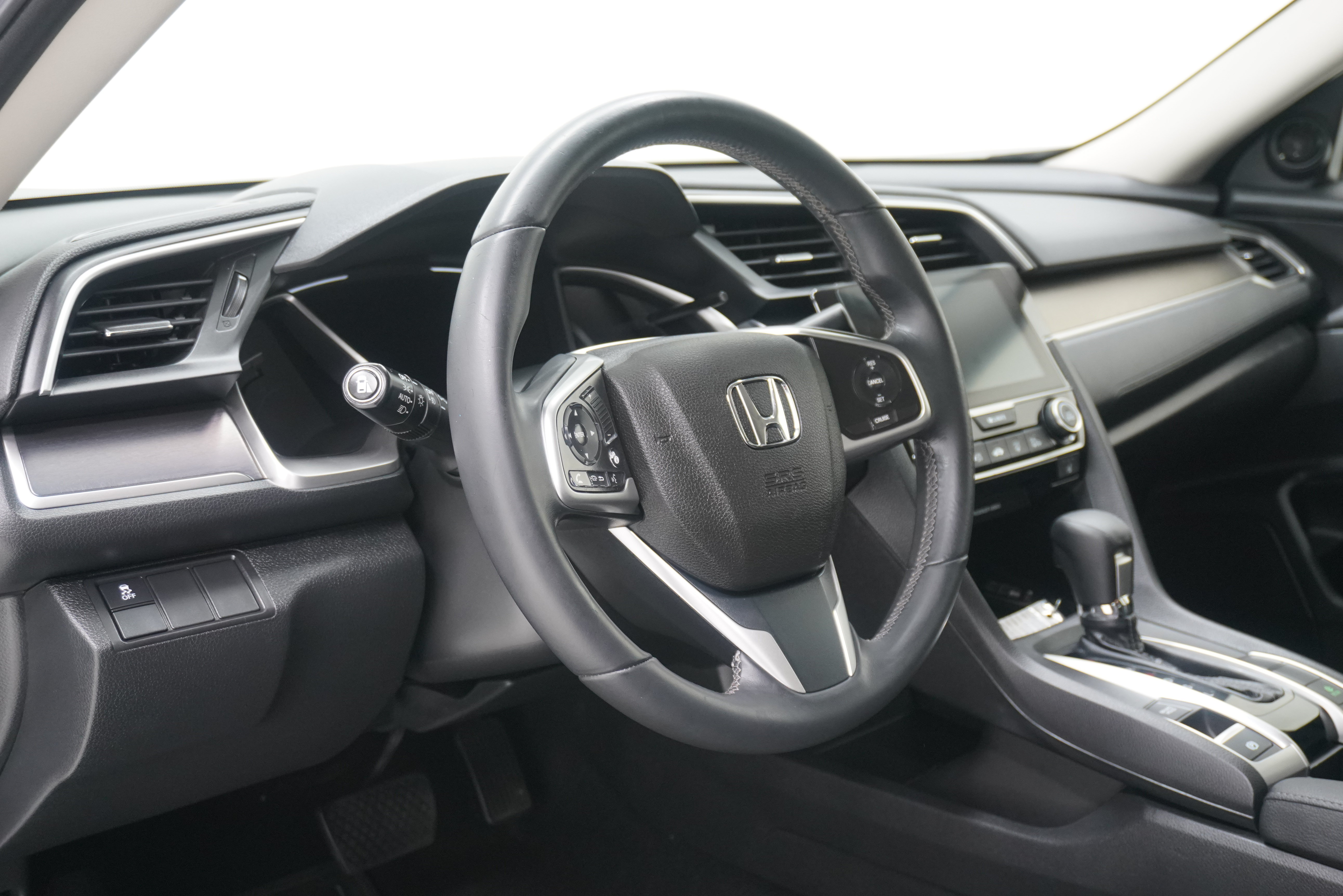 Used 2018 Honda Civic EX-L image 7