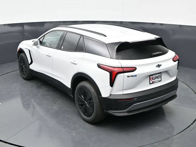 New 2026 Chevrolet Blazer EV LT w/ Midnight/Sport Edition FWD image 39