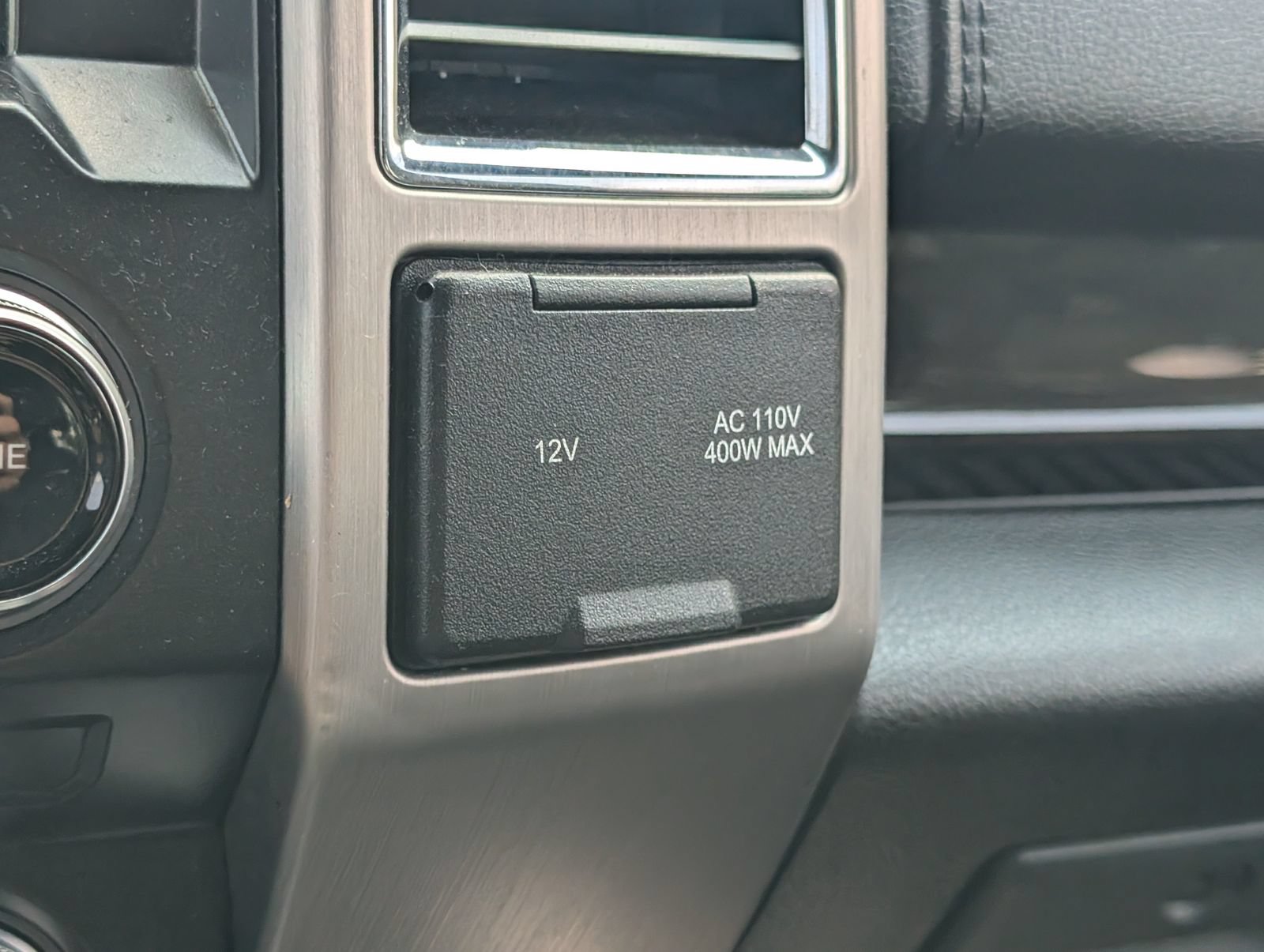 Used 2016 Ford F150 Platinum w/ Equipment Group 701A Luxury AWD/4WD image 21