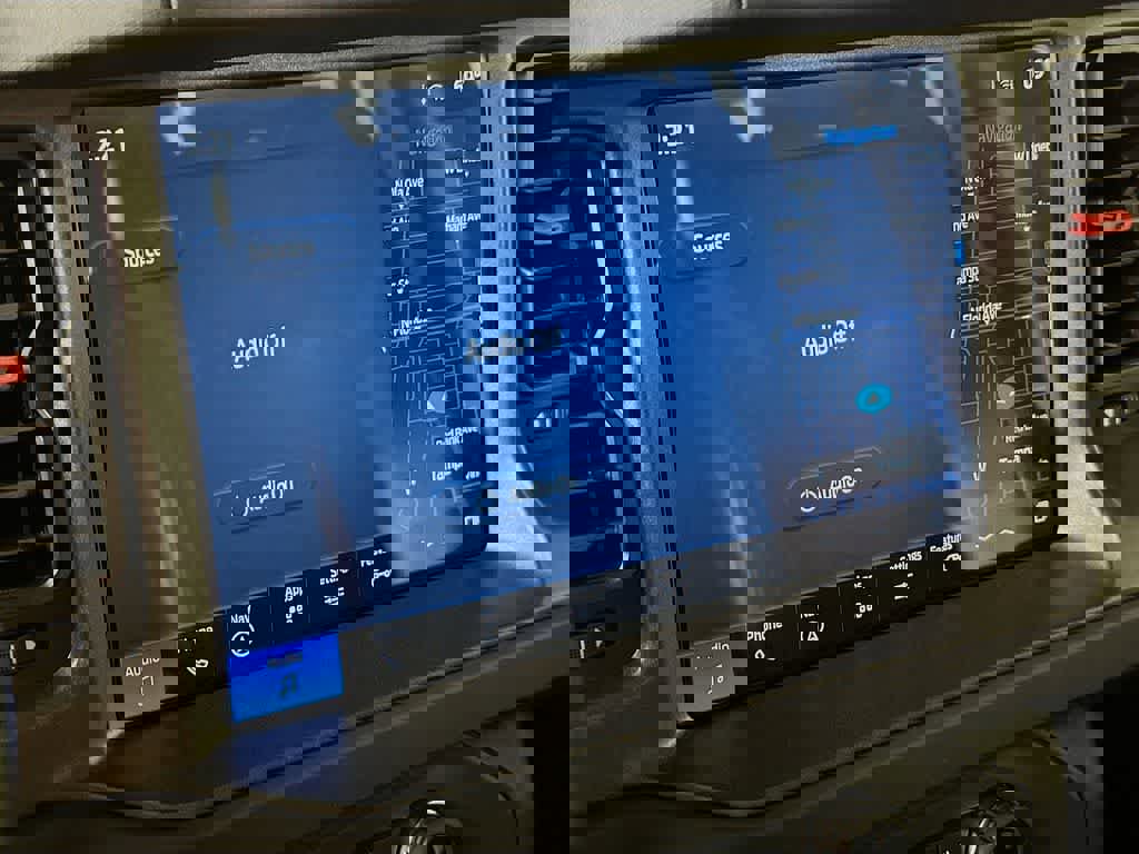 Certified 2025 Ford Bronco Raptor w/ Interior Carbon Fiber Pack image 17