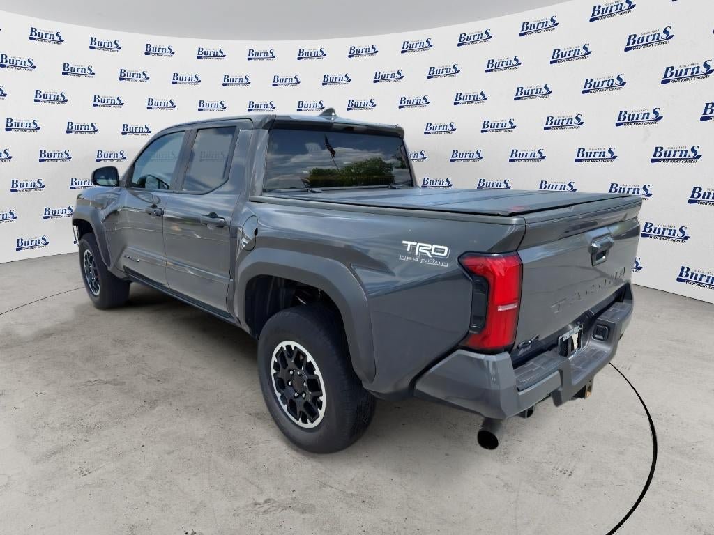 Used 2024 Toyota Tacoma TRD Off-Road AWD/4WD image 5