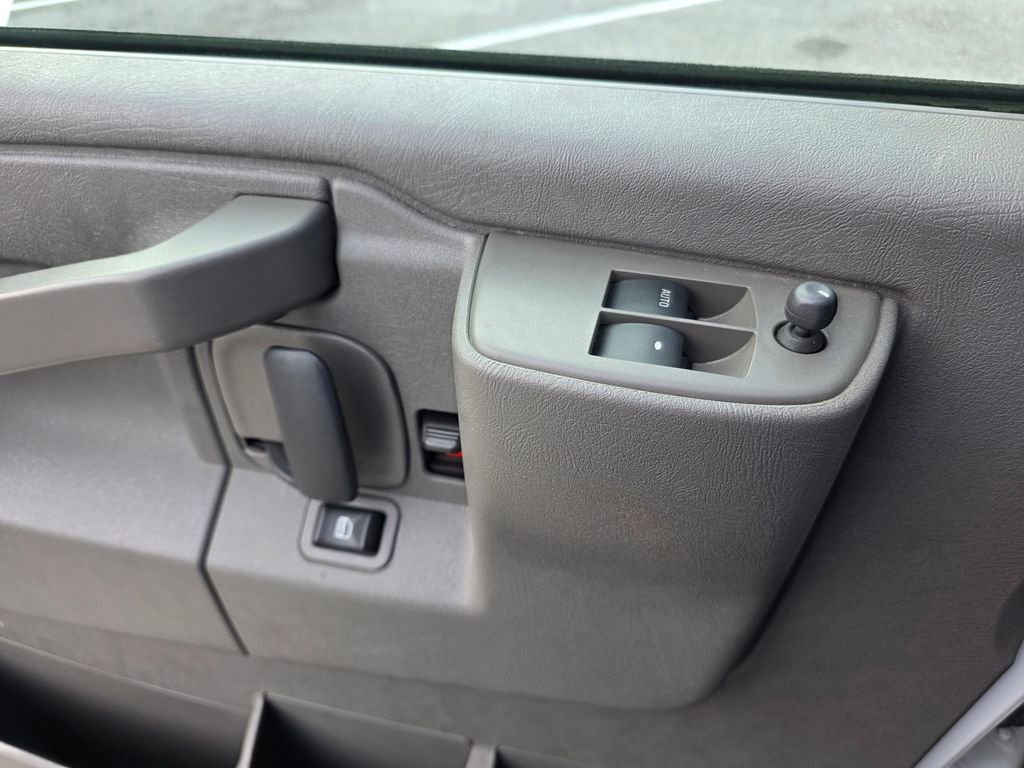 Used 2024 Chevrolet Express 2500 w/ Driver Convenience Package image 12