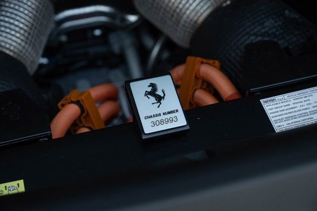 Used 2024 Ferrari 296 GTS image 25