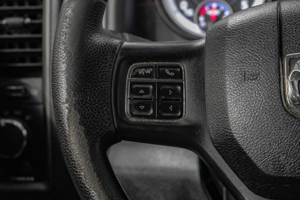 Used 2014 RAM 2500 Tradesman w/ Chrome Appearance Group AWD/4WD image 16