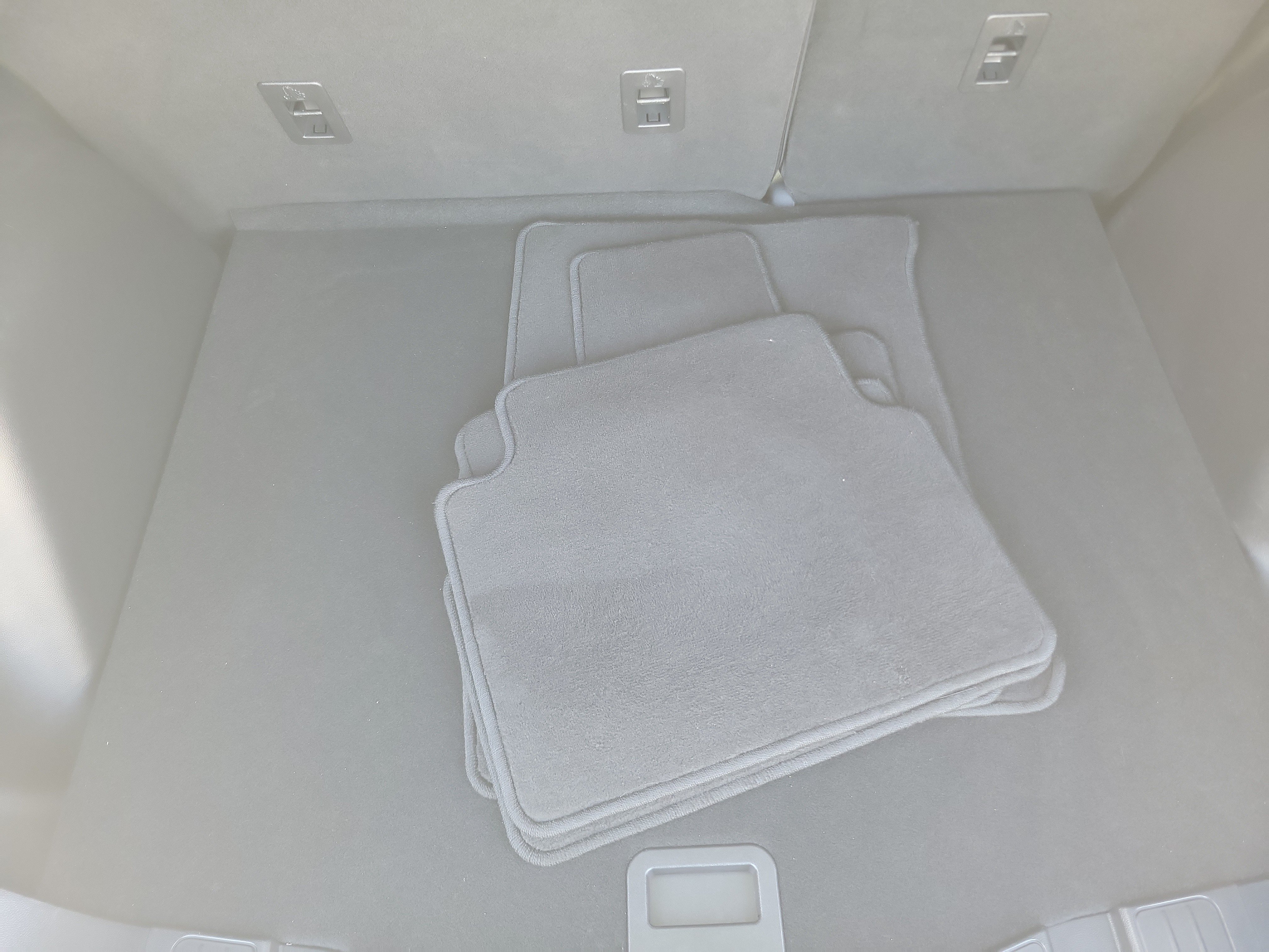 Used 2025 Ford Escape ST-Line w/ Tech Pack #1 FWD image 17