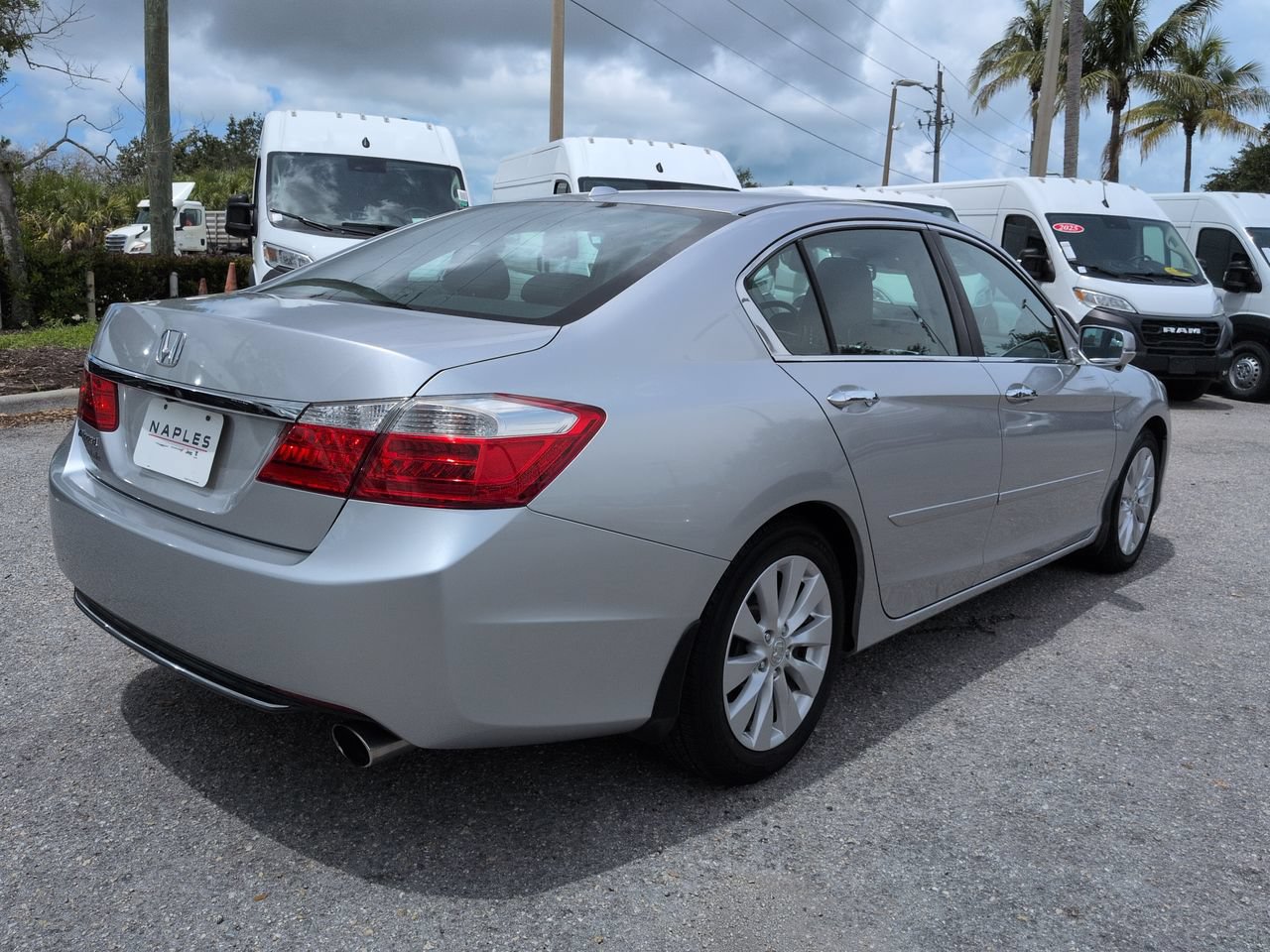 Used 2013 Honda Accord EX-L image 5