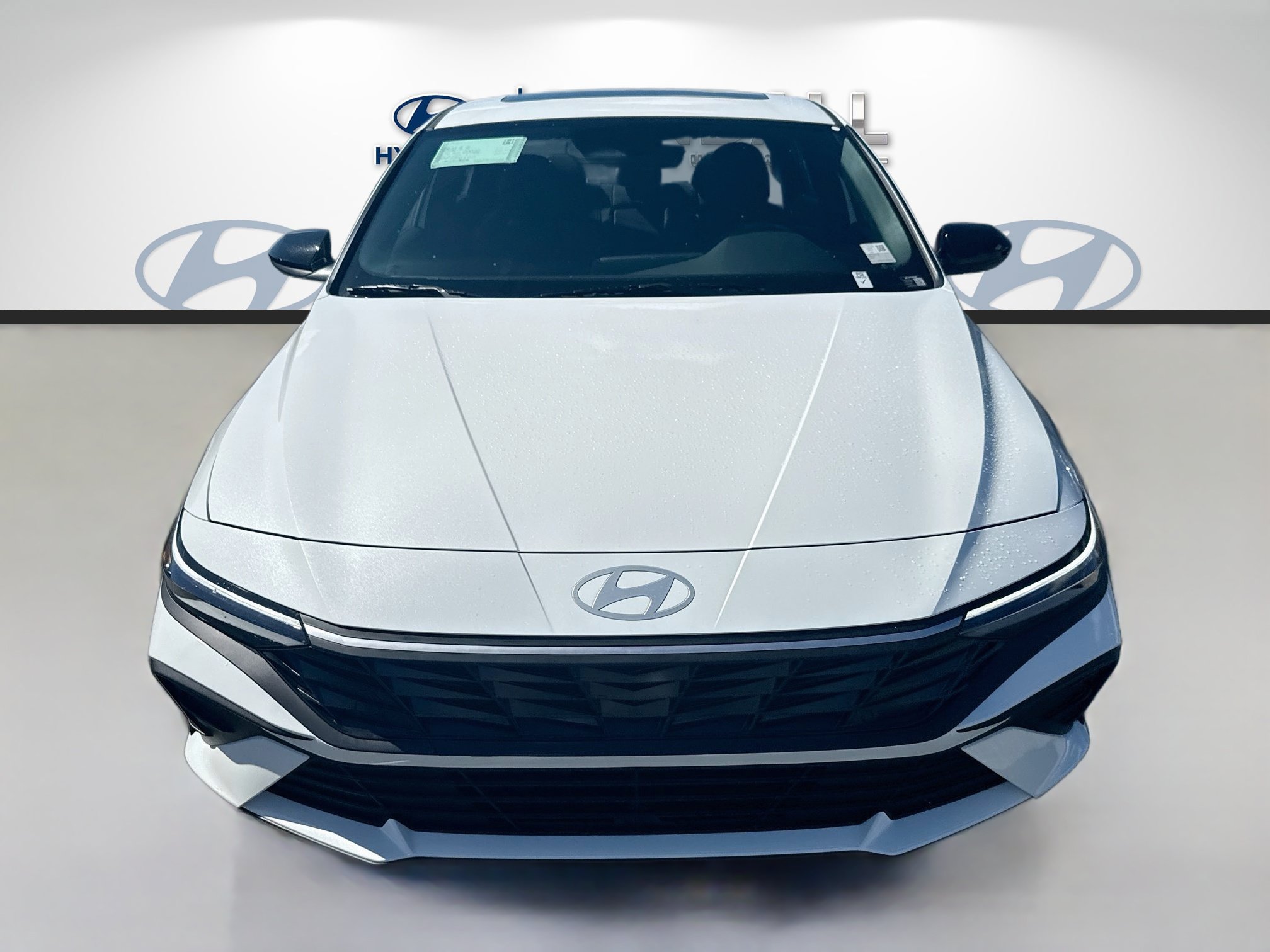 New 2026 Hyundai Elantra SEL Sport FWD image 2