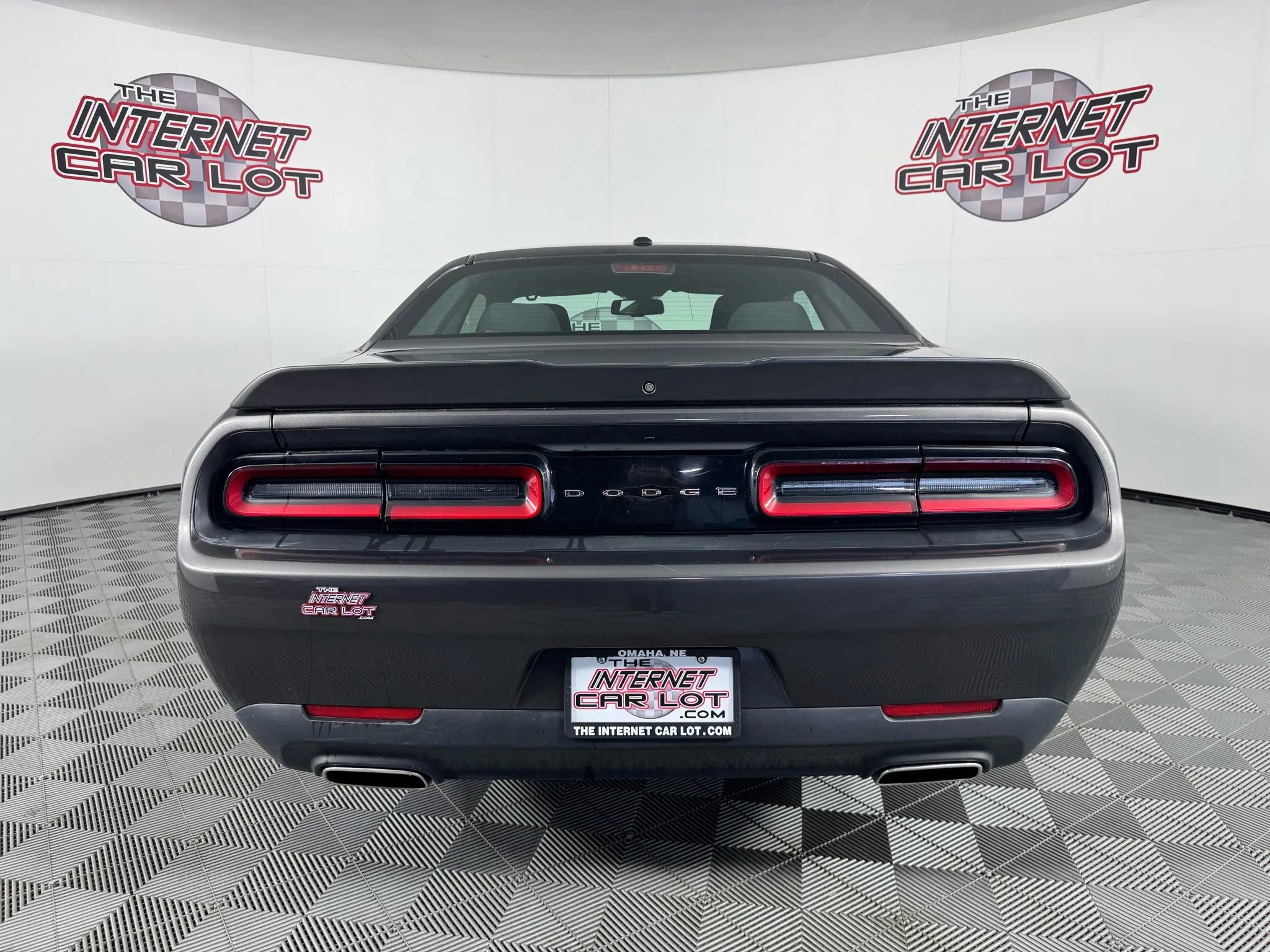Used 2021 Dodge Challenger SXT image 6