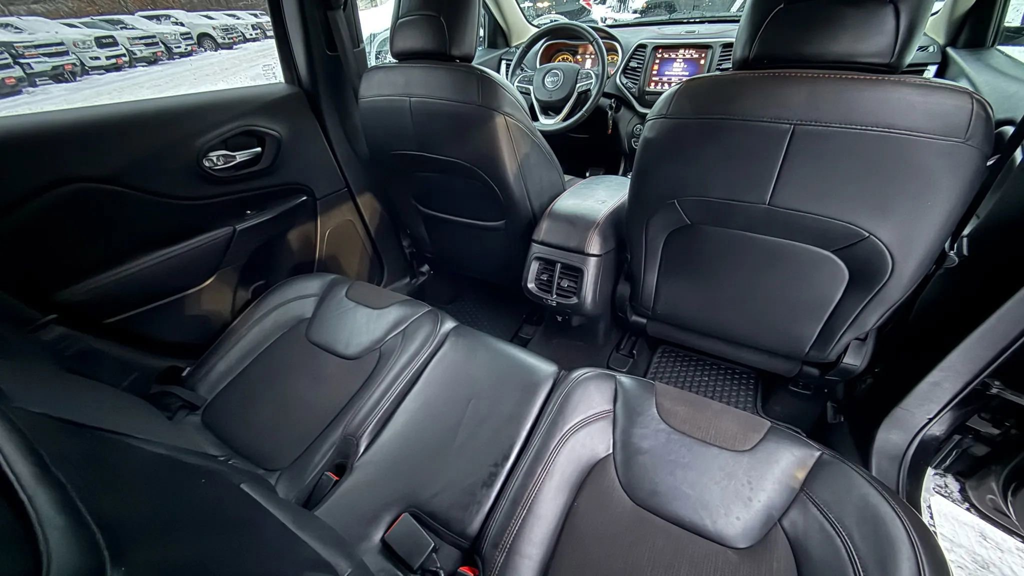 Used 2016 Jeep Cherokee Trailhawk image 29