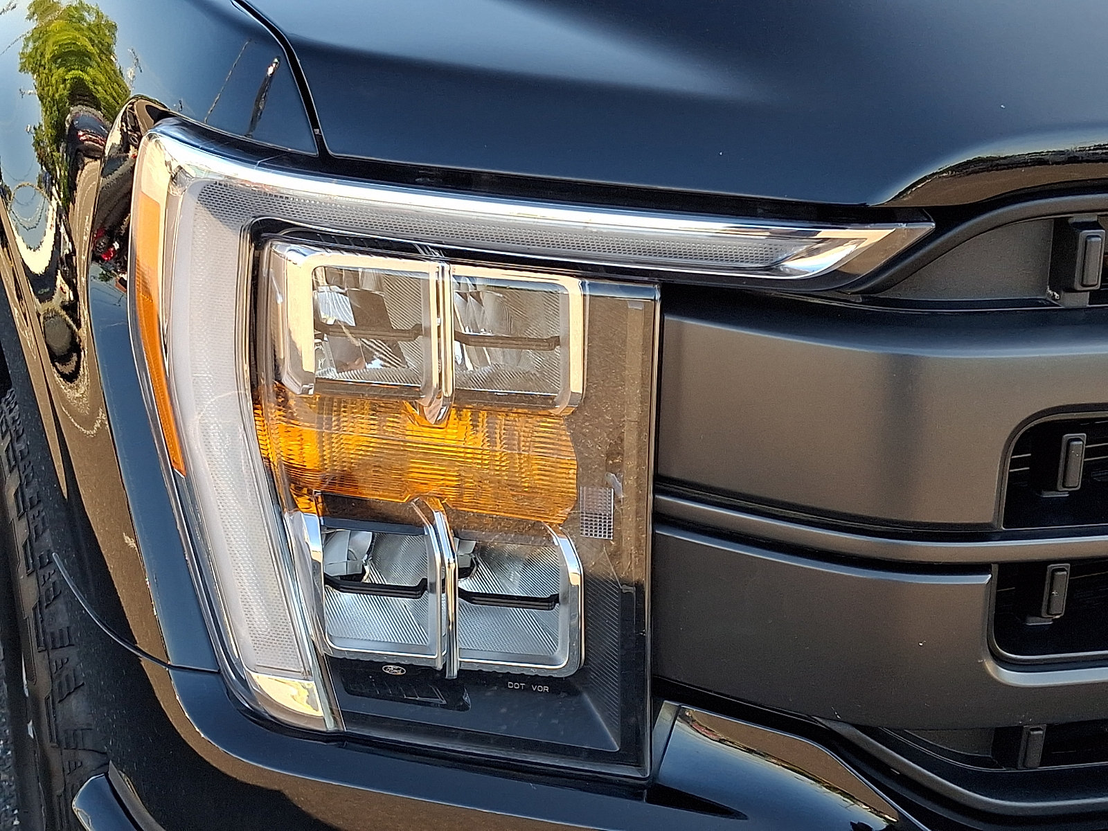 Certified 2023 Ford F150 Lariat AWD/4WD image 9