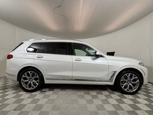 Used 2021 BMW X7 xDrive40i w/ Premium Package image 8
